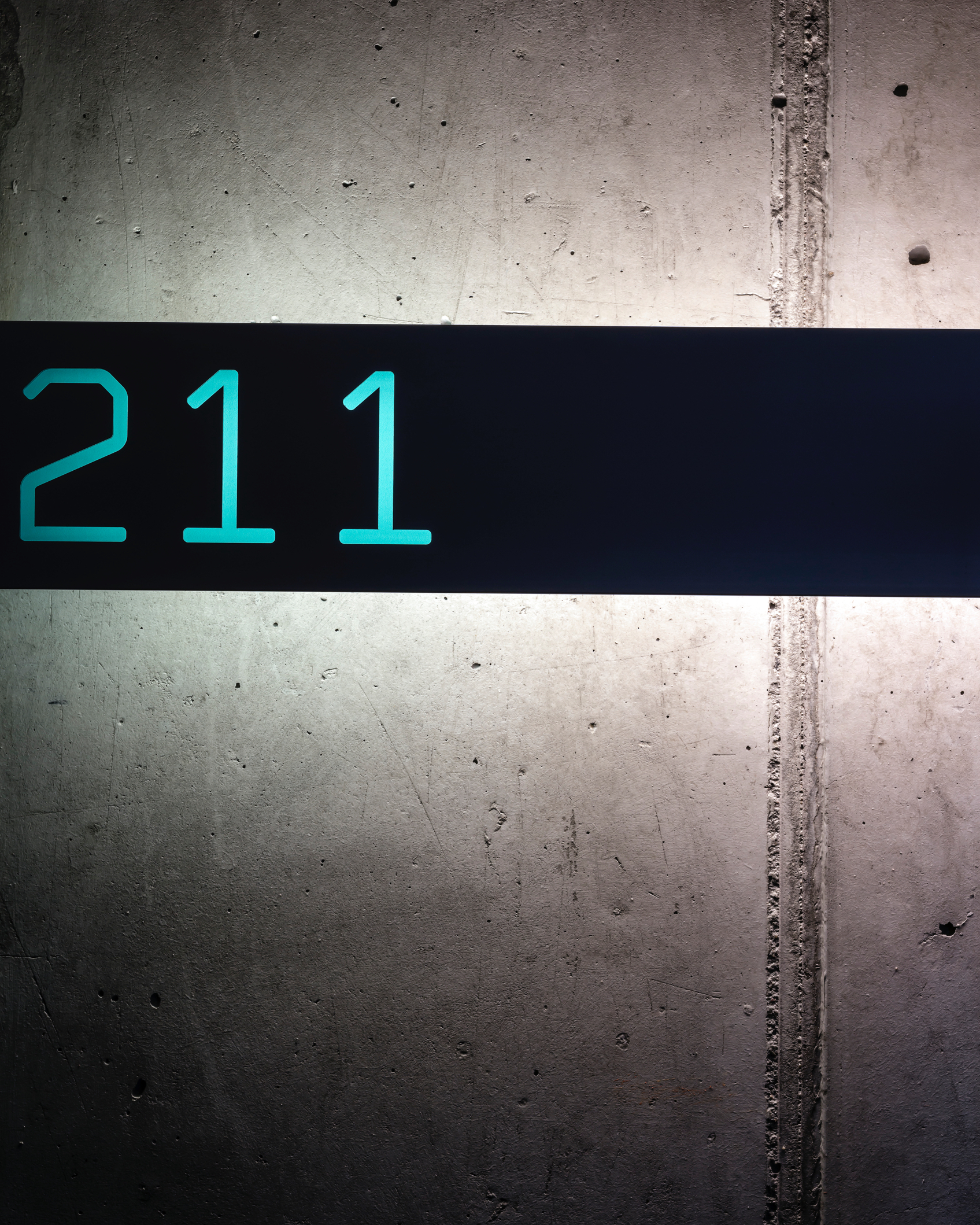 005 Factory Hotel 211