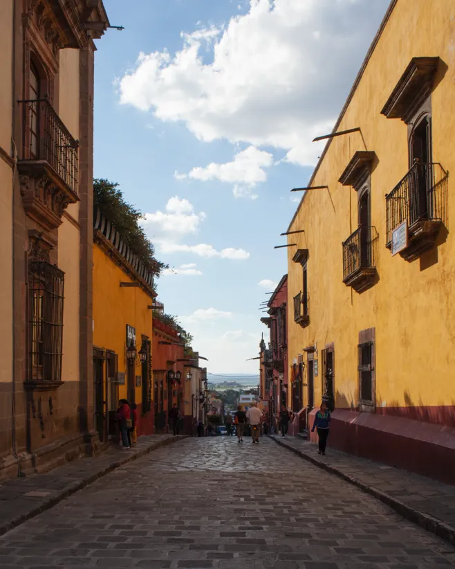 004 Hotel Matilda City Street View