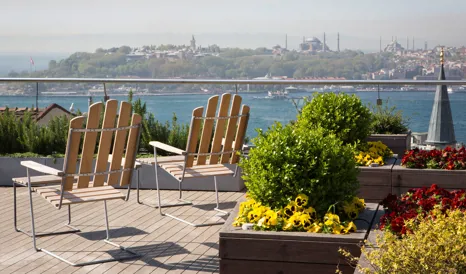 Witt Istanbul Rooftop Terrace Relax Chairs City River View M 10 R