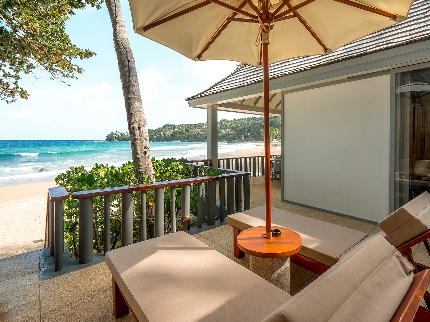 Surin Phuket Beach Deluxe Suite R V2 03