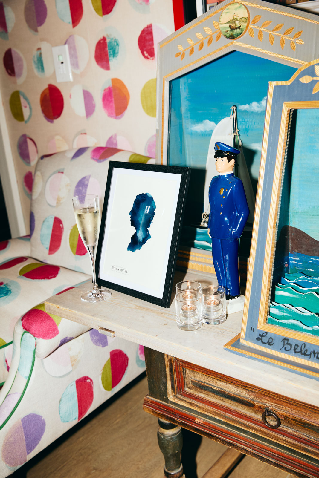 DH24 SALES Newyork SE CE Travelpro 20