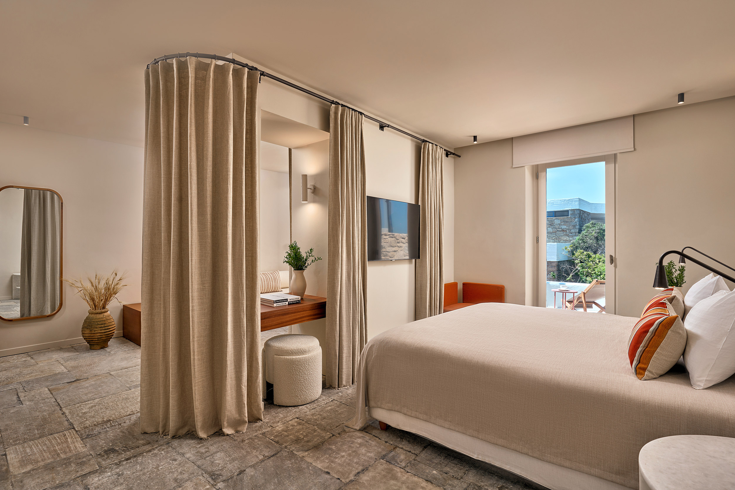 G 08 Mykonos Theoxenia