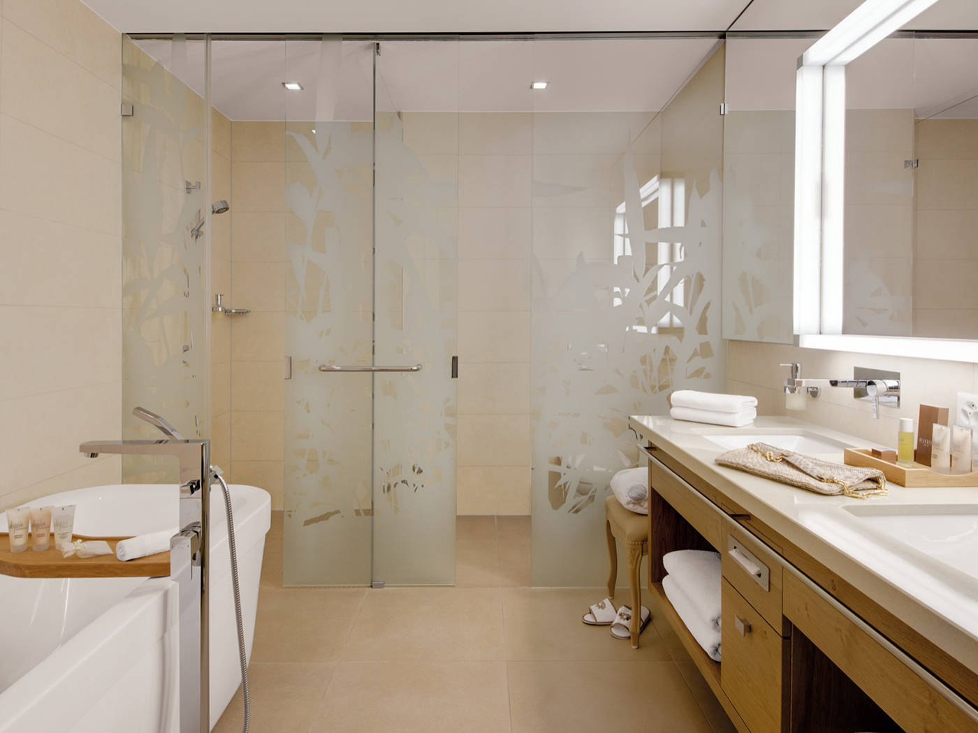 Giardino Ascona Suite South R 06