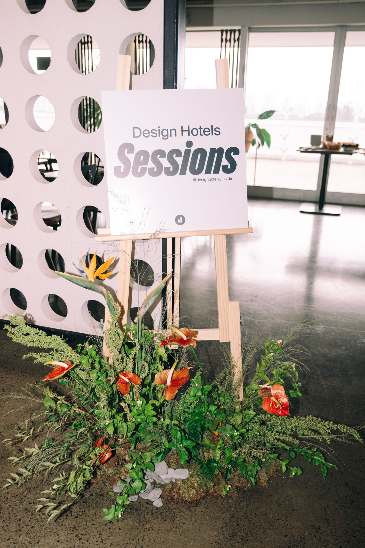 DH24 S Sao Paulo Travelpro 01