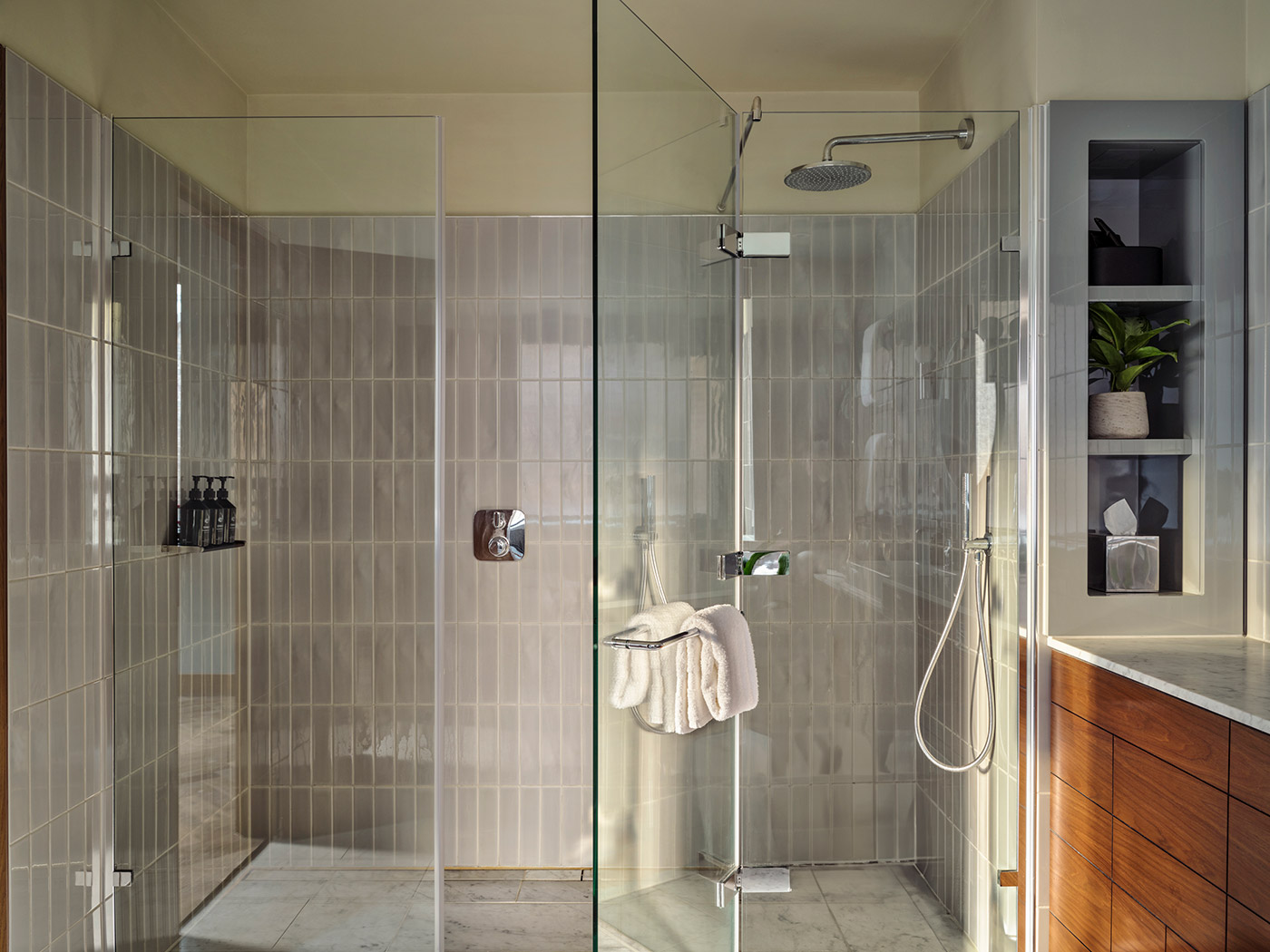 Sir Devonshire Square Sir Supreme R 04