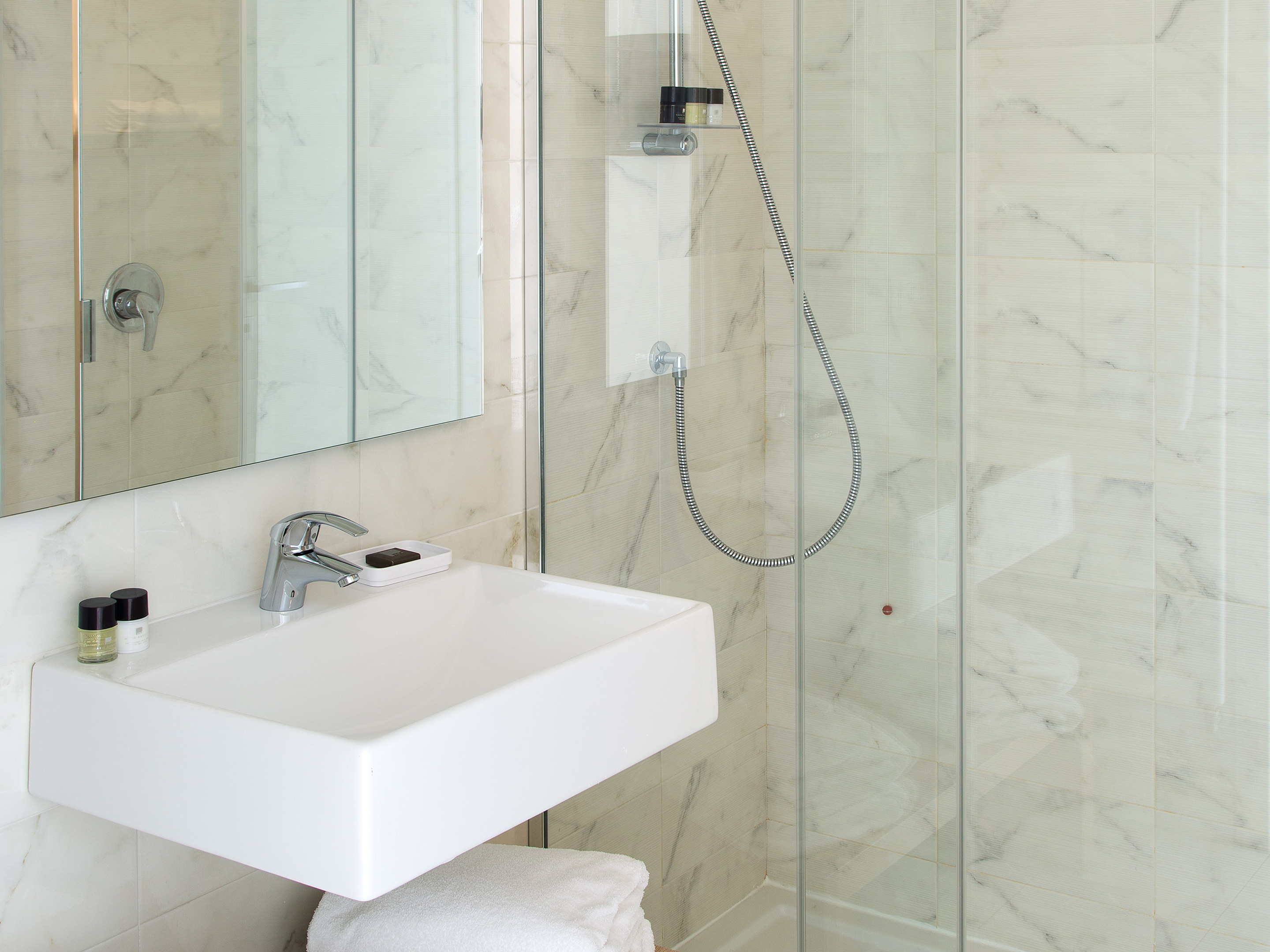  Two Bedroom Apartment 2BR, Filario Hotel 