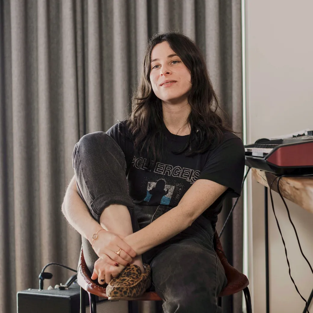 5Cf5402773a6230f51b90b3e Residents Sasha Spielberg P 1080