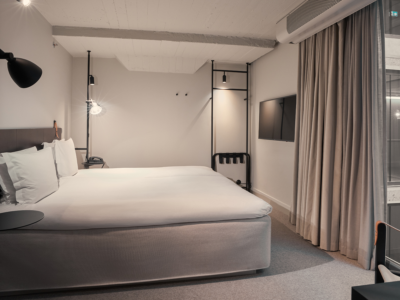 Blique By Nobis Blique Double V2 R 02