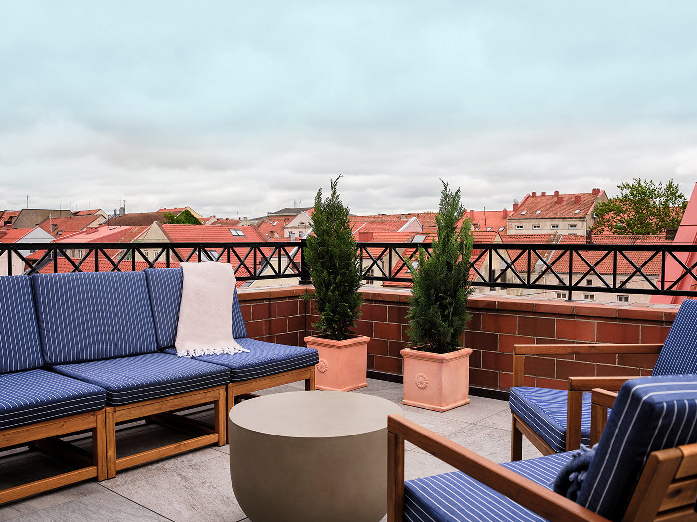 Hotel Reja Royal Suite V2 R 04